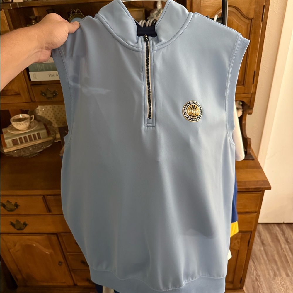 Fairway & Greene Light Blue Zip Up Sweater PGA Logo!